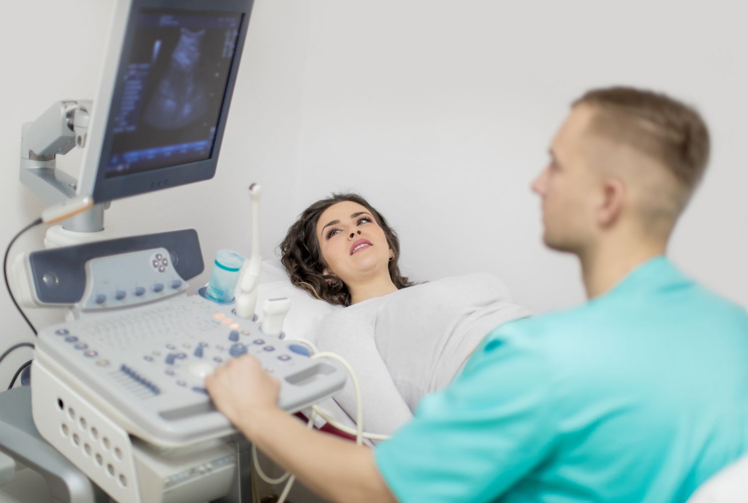 http://www.lifeline.de/img/diagnose/origs87954/4309471439-w1500-h1500/Vaginaler-Ultraschall.jpg