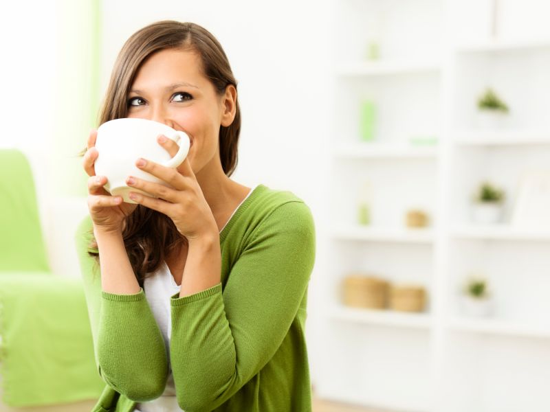 Tee trinken gegen ständiges Frieren