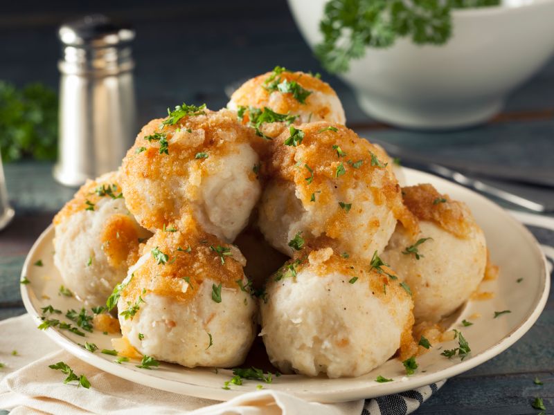 Knödel: Lebensmittel mit zu viel Salz