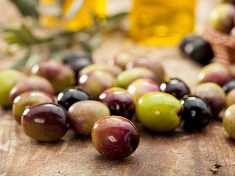 Oliven sind ein blähendes Lebensmittel