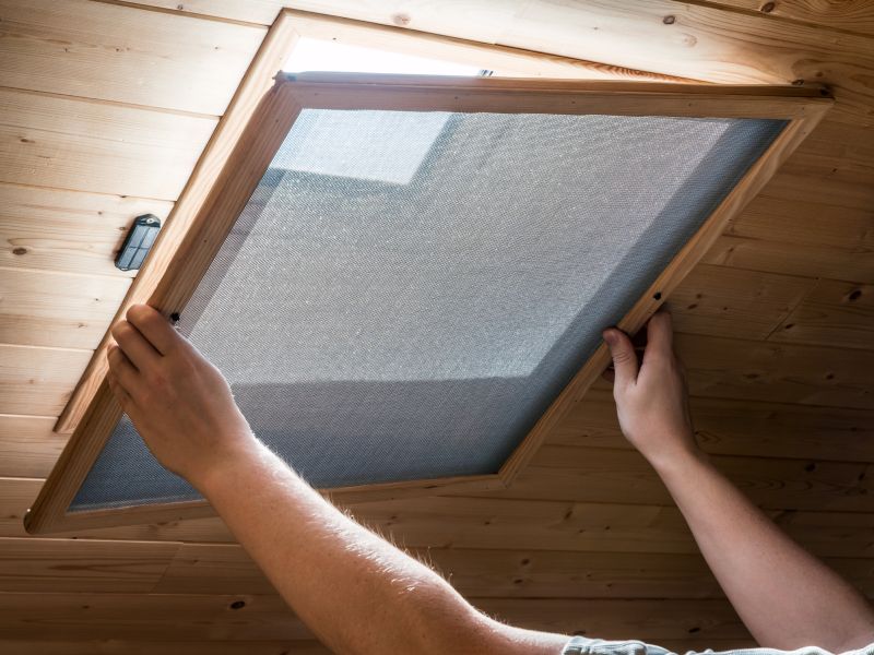 Mückenschutz am Fenster