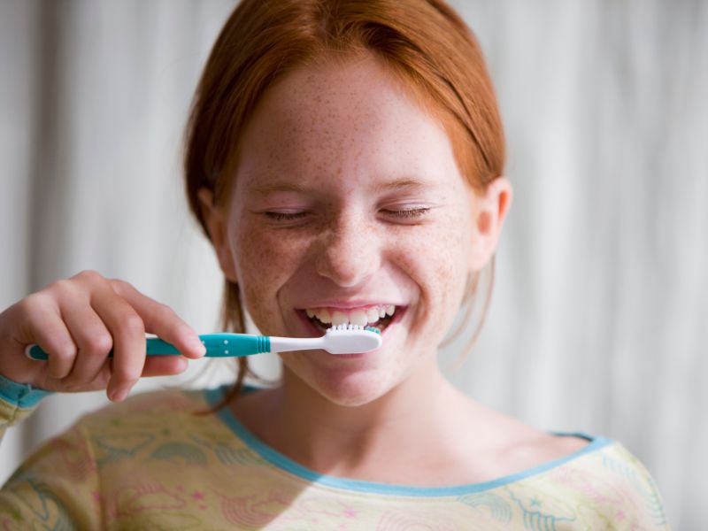 Schöne Zähne: Wie oft und wie lange putzen?