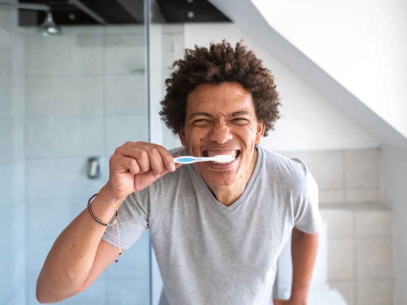 Richtige Zahnputztechnik für schöne Zähne