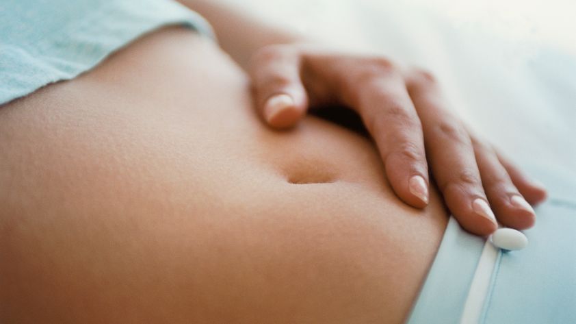 Magenkrämpfe: Was tun gegen die schmerzhaften Kontraktionen?