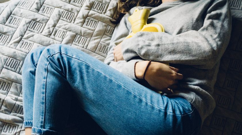11 Tipps, um Regelschmerzen zu lindern