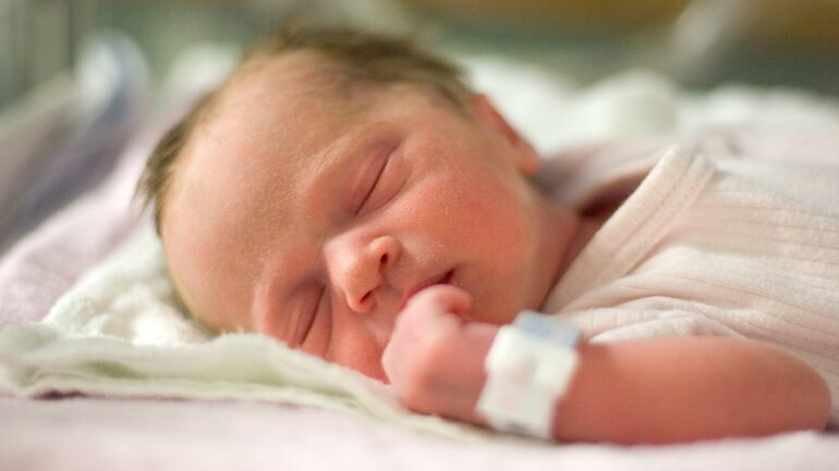 Wie sieht der Stuhl von Babys aus?