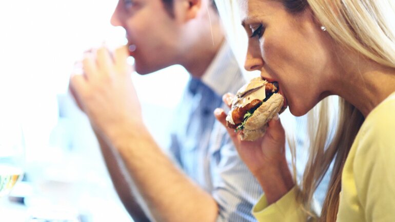 Heißhunger oder Appetitlosigkeit