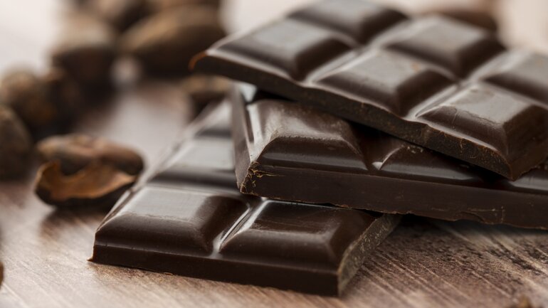 Dunkle Schokolade enthält Antioxidantien