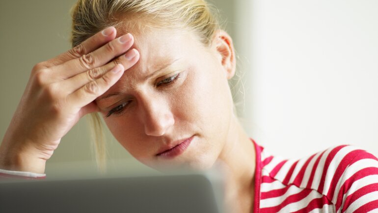 Burnout-Symptome: Leistungsfähigkeit ist reduziert