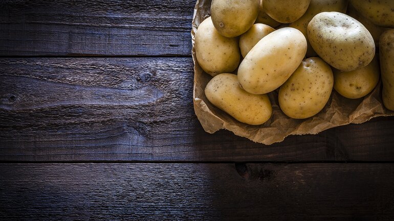 Lieber schälen: Solanin in Kartoffeln