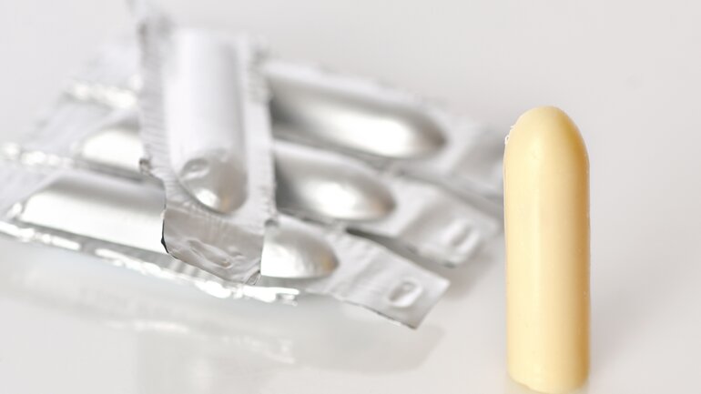 Zäpfchen oder Analtampons