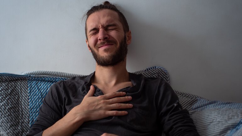 Starke Angst ist typisches Symptom bei Herzinfarkt