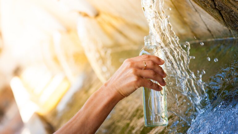 Unser Körper besteht zur Hälfte aus Wasser