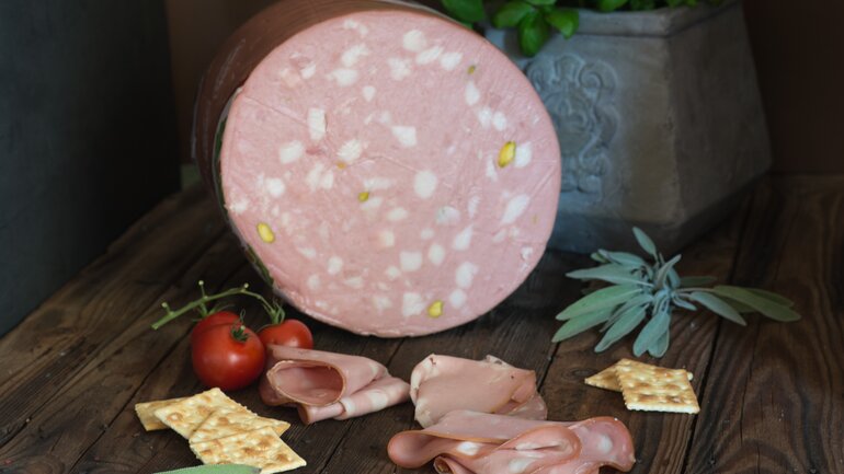 Schimmel auf Wurst