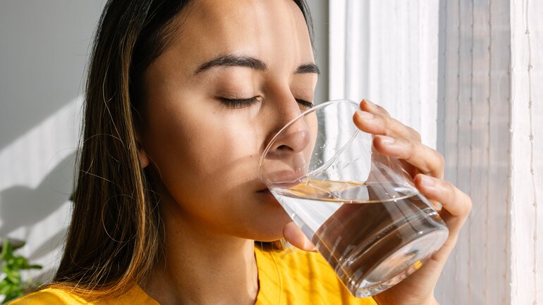Mandelsteinen vorbeugen: Viel Wasser trinken