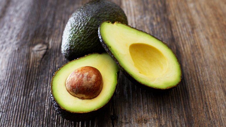 Snack für guten Schlaf: Avocado