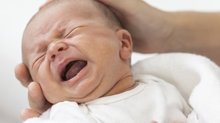 Neurodermitis: Das Baby weint oft und ist unruhig