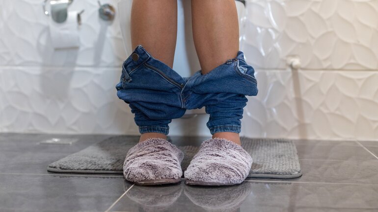 Zeit für den Toilettengang nehmen