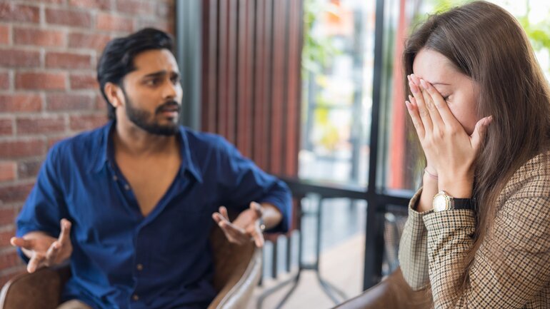Negativer Einfluss auf soziale Beziehungen