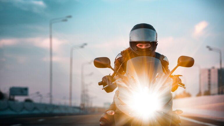 Motorradfahren erhöht Tinnitus-Risiko