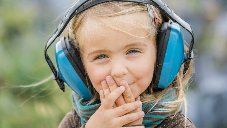 2. Tipp: Kinder besonders vor Lärm schützen
