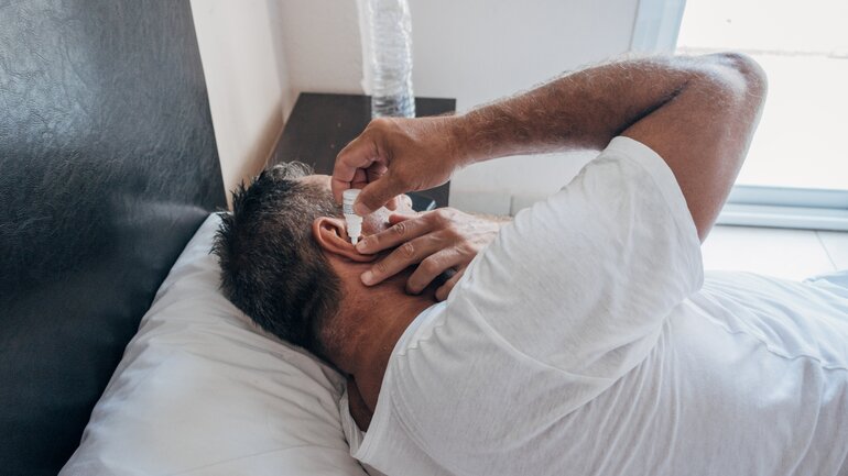 10. Tipp: Ohrenschmerzen behandeln lassen