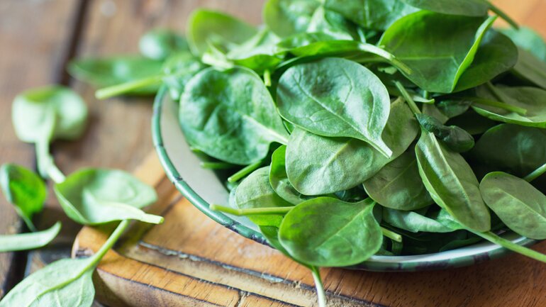 Platz 11: Vitamin C in Spinat